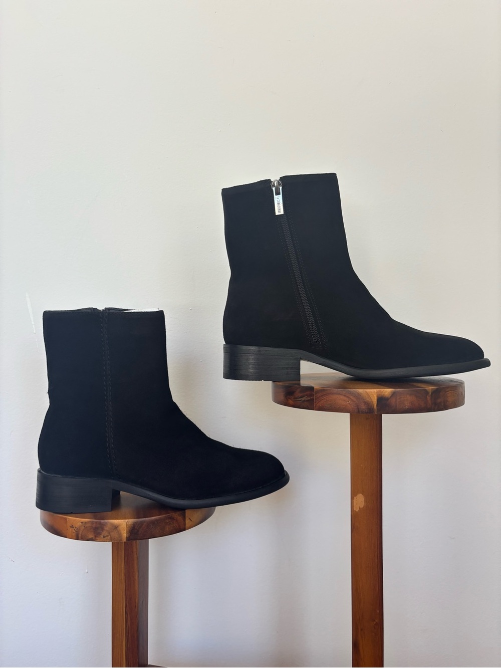 La Canadienne Black Suede Low Heel Ankle Boots Size 5.5 NWOT